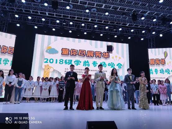 556E37BAE098A37BFABF40D8BD563F2B